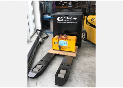 YALE - Transpallet a basso sollevamento con pedana operatore CR-YA-MP20X (CDC 170432)