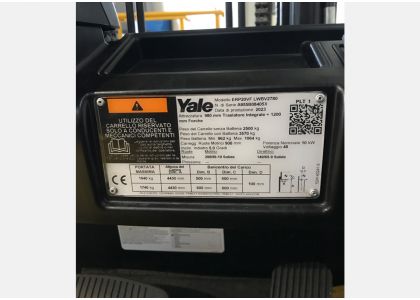 YALE - Carrello elevatore elettrico con gommatura pneumatica CR-YA-ERP20VF (CDC 220157)